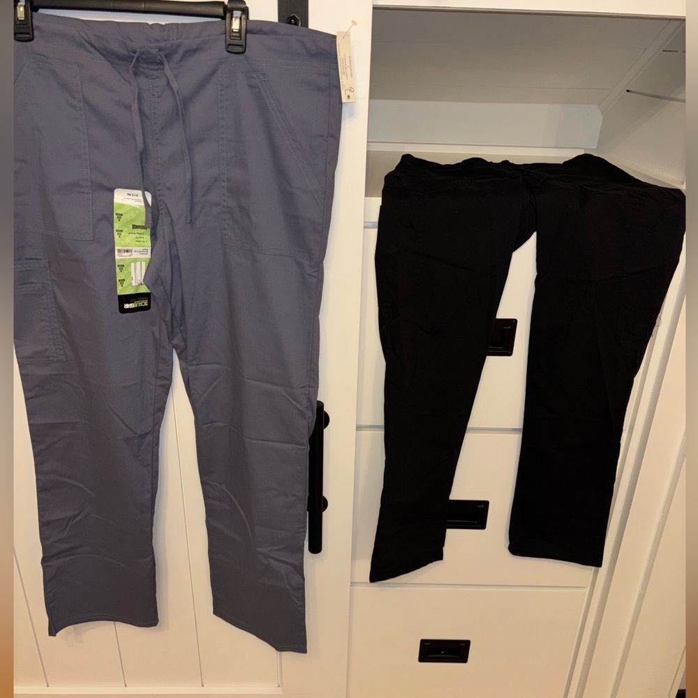 🛍️ Bundle*| Scrub Pants - Size Small